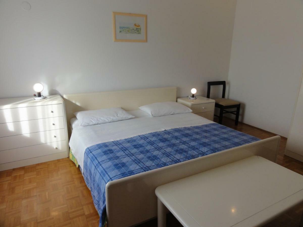 Nice And Cozy Apartment Ferry In Medulin Exterior foto